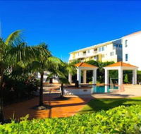 The Breakers Yamba - Holiday Sunshine Coast