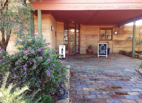 Bremer Bay Resort - Holiday Sunshine Coast 0