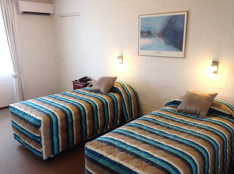 Bremer Bay Resort - Holiday Sunshine Coast 3