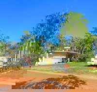 Batchelor Holiday Park - Sunshine Coast Tourism