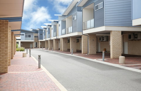 Nesuto Geraldton - Holiday Sunshine Coast 0