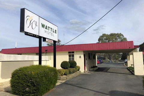 Wattle Motel - Sunshine Coast Tourism 3