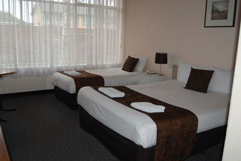Red Carpet Motel - Sunshine Coast Tourism 3