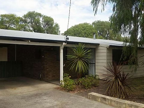 Abbey Beach Shack - Holiday Sunshine Coast 1