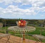 Beths Cottage Roaring 40s - Sunshine Coast Tourism