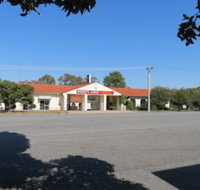 Bishops Lodge Narrandera - Sunshine Coast Tourism