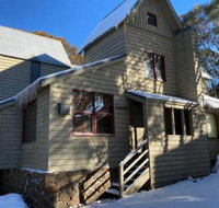 Merrigang Chalet Dinner Plain - Holiday Sunshine Coast