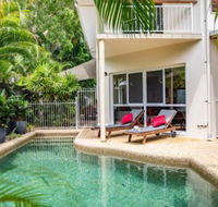 Four Mile Beach Retreat - Sunshine Coast Tourism