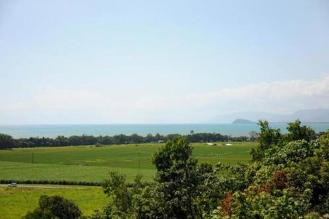 Seaview - Sunshine Coast Tourism 0