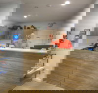 Bay Air Motel - Holiday Sunshine Coast