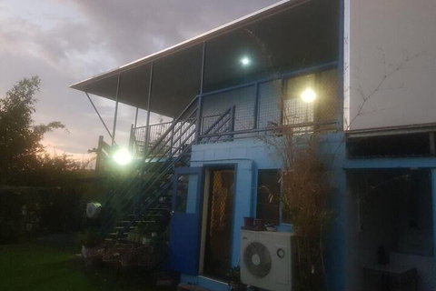 Micks Accommodation Club - Sunshine Coast Tourism 6