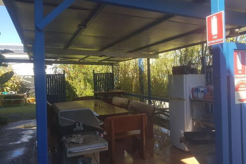 Micks Accommodation Club - Sunshine Coast Tourism 7