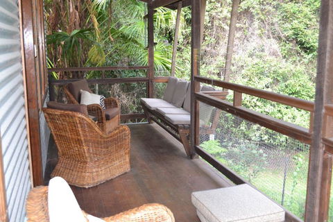 Turmeric Gardens - Holiday Sunshine Coast 3