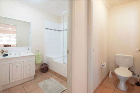 Huntington Villas - Sunshine Coast Tourism 2