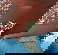 Warwick Motor Inn - Holiday Sunshine Coast