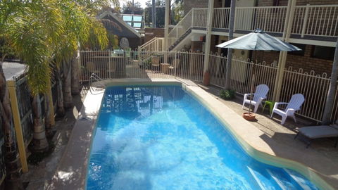 Abel Tasman Waterfront Motel - Holiday Sunshine Coast 1