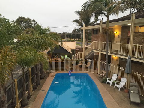 Abel Tasman Waterfront Motel - Holiday Sunshine Coast 4