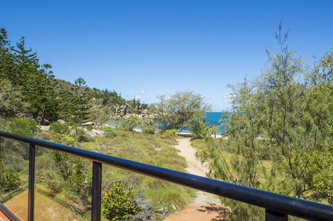 The Beach House At Arthur Bay - Holiday Sunshine Coast 0