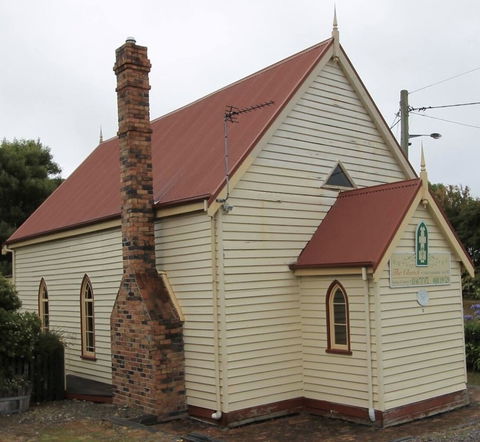 Kerrellie Cottages - Sunshine Coast Tourism 0