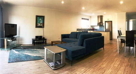 Unit 8 Boardwalk - Holiday Sunshine Coast 5