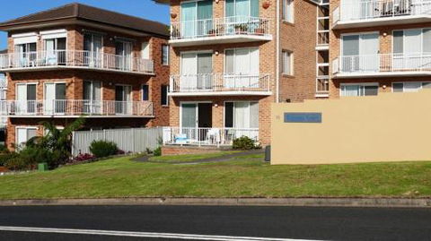 Unit 1 Countess Court - Sunshine Coast Tourism 1