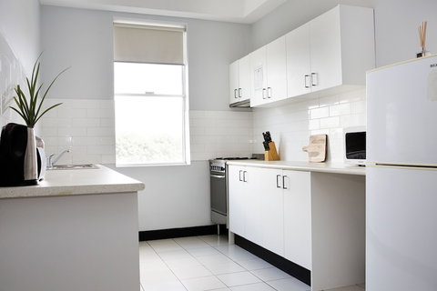 Revive Central Apartments - Sunshine Coast Tourism 4