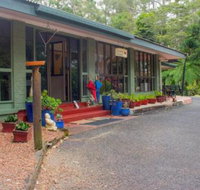 Chilverton Cottages  Restaurant - Holiday Sunshine Coast