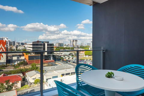 Annexe Apartments - Holiday Sunshine Coast 3