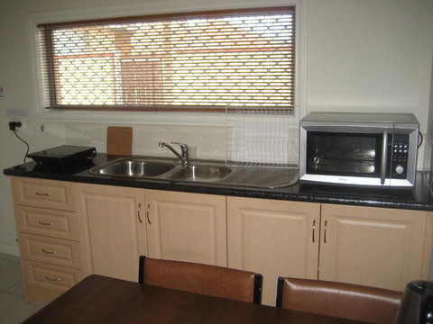 Bloomsbury Cottage - Sunshine Coast Tourism 5