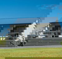Prom Gate Getaway - Holiday Sunshine Coast