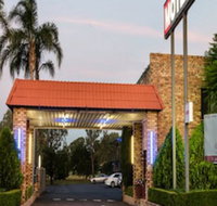 Centre Point Mid City Motor Inn - Holiday Sunshine Coast