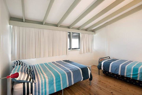 Rocky Views 1 - Holiday Sunshine Coast 7