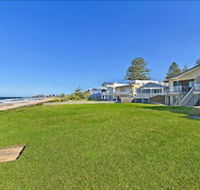Beachfront Luxury - Holiday Sunshine Coast