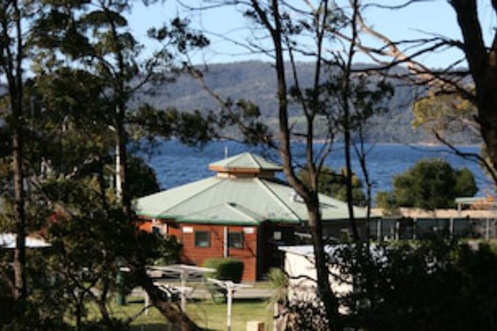 Snug TAS Sunshine Coast Tourism