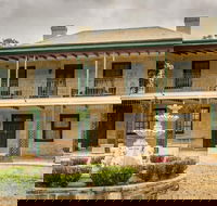 Segenhoe Inn Historic Bed  Breakfast - Holiday Sunshine Coast