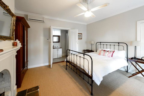 Hope Farm Guesthouse - Holiday Sunshine Coast 4