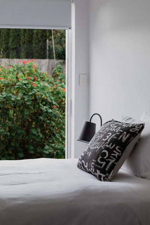 Battery Point Manor - Sunshine Coast Tourism 1