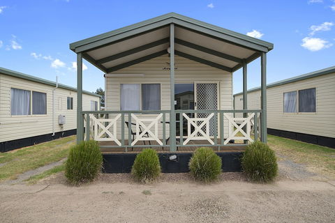 Benalla Tourist Park - Holiday Sunshine Coast 4