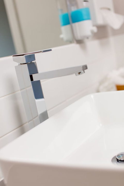 Lookout Mountain Retreat - Holiday Sunshine Coast 3