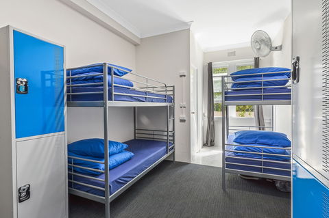 Ady's Place Backpackers - Holiday Sunshine Coast 5