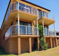 Avilla Court 1 - Holiday Sunshine Coast