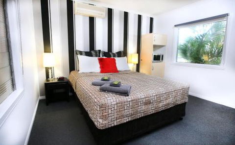 Central Motel Gin Gin - Holiday Sunshine Coast 2