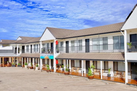 COAST Motel And Apartments - Holiday Sunshine Coast 1