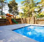 Beach House Apartments - Sunshine Coast Tourism