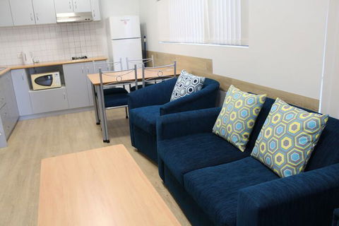 Mandurah Ocean Marina Chalets - Holiday Sunshine Coast 2