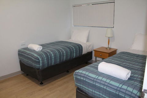 Mandurah Ocean Marina Chalets - Holiday Sunshine Coast 7