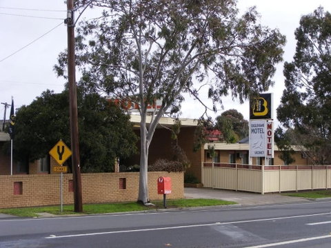 Eaglehawk Motel - Sunshine Coast Tourism 0