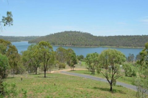 Reflections - Lake Cooby - Sunshine Coast Tourism 3