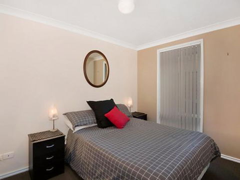 Toukley Lake House - Sunshine Coast Tourism 2