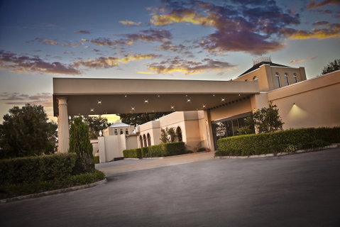 Shangri-La Gardens - Sunshine Coast Tourism 0